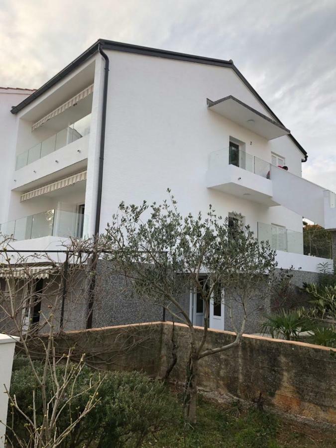 Cornus Vallis Apartamento Krk Town Exterior foto